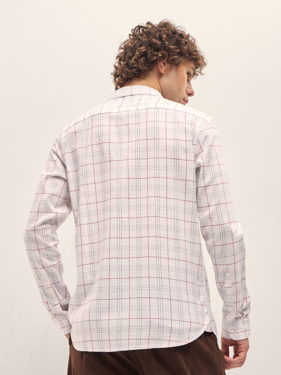 THE BEAR HOUSE Men Spread Collar Tartan Checked Cotton Slim Fit Casual Shirt