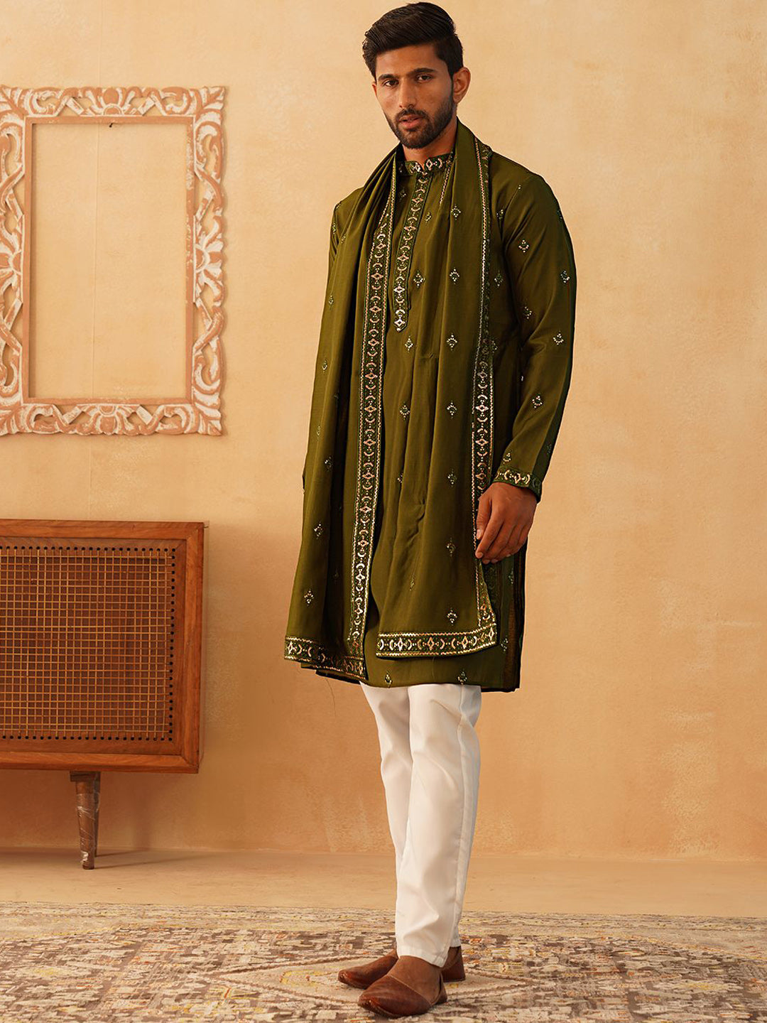 Jompers Floral Embroidered Kurta With Pyjamas & Dupatta