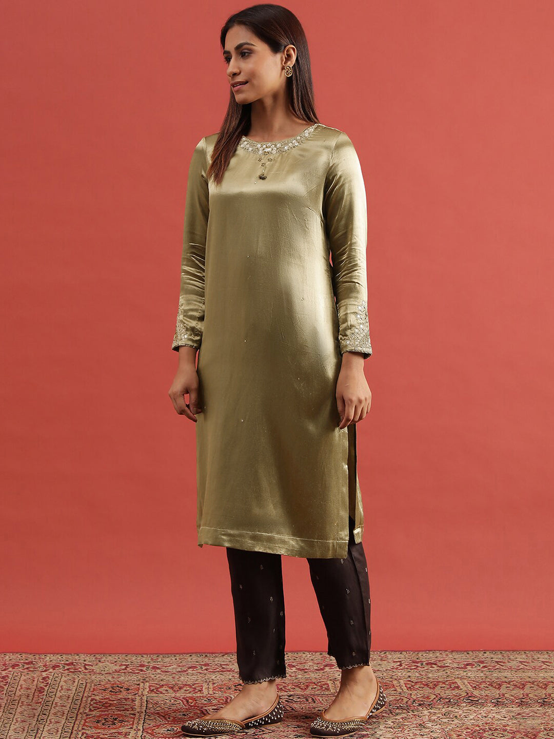 Folk Song  Gold-Toned Floral Embroidered Round Neck Sequinned Straight Kurta