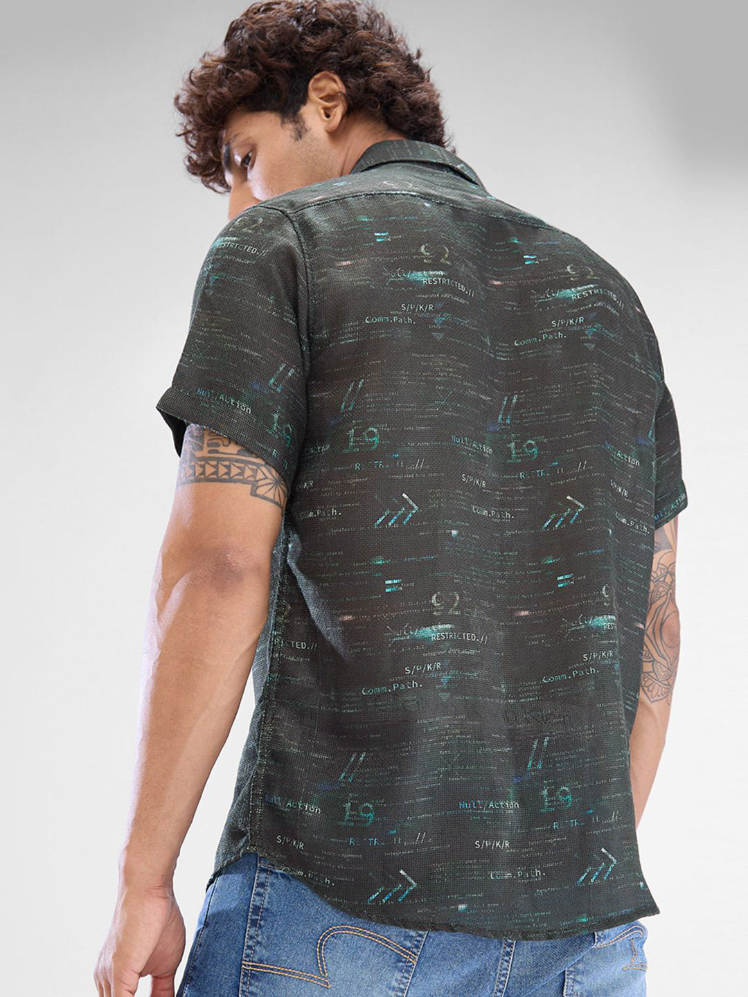 SPYKAR Men Slim Fit Opaque Abstract Printed Spread Collar Casual Shirt