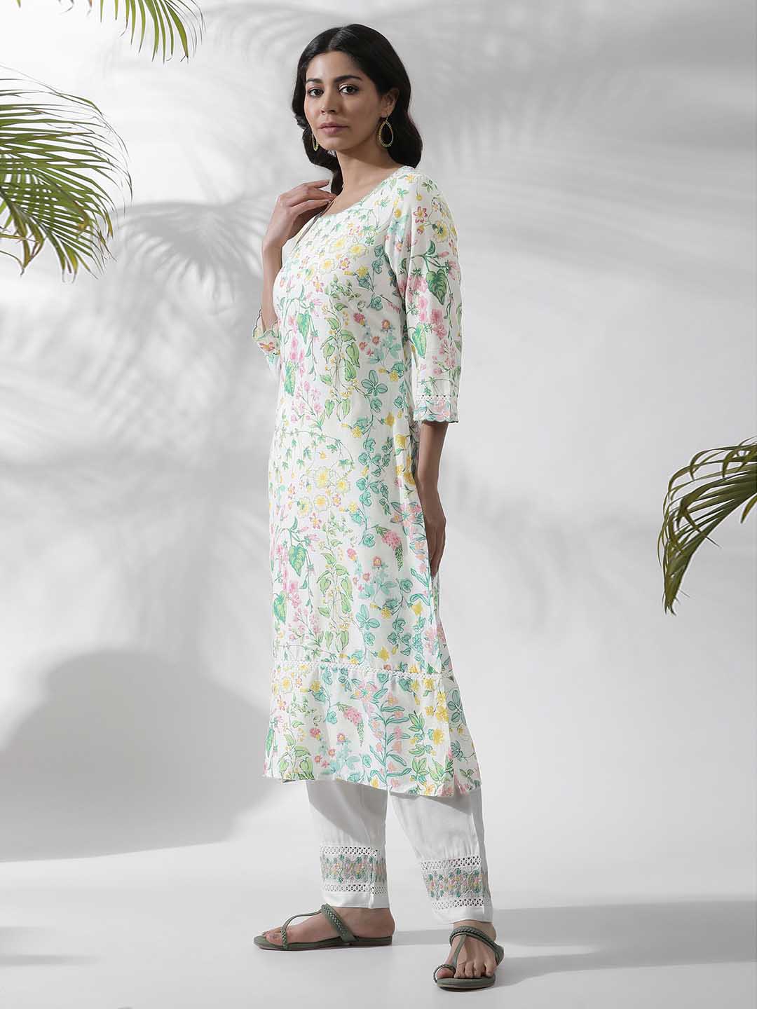 W White Floral Printed Straight Kurta