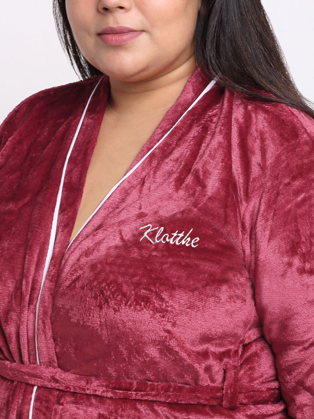KLOTTHE Plus Size Red Woollen Long Sleeves Bath Robe With Belt