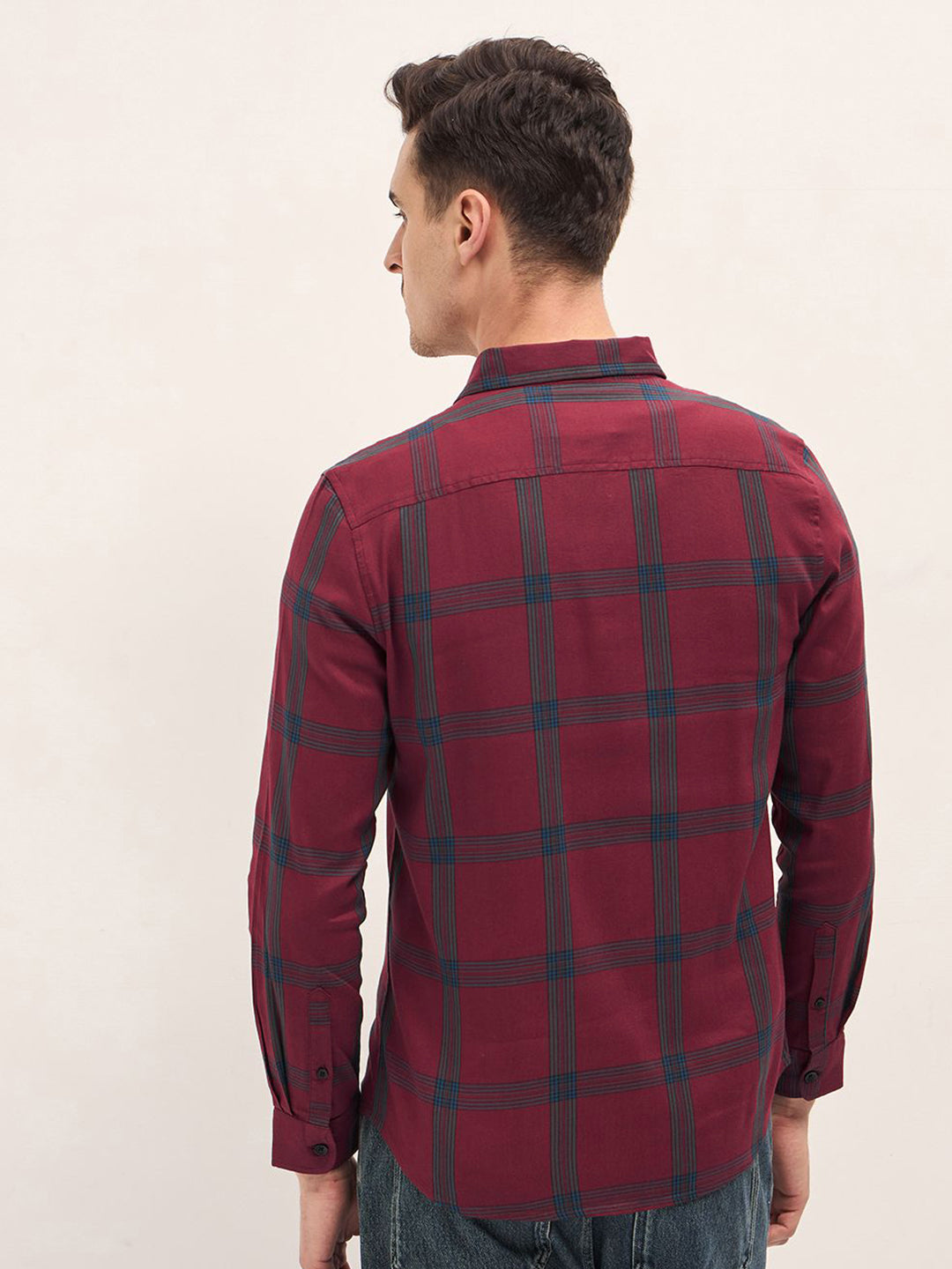 THE BEAR HOUSE Men Slim Fit Spread Collar Windowpane Checked Cotton Casual Shirt