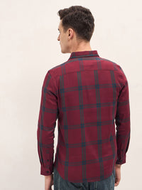 THE BEAR HOUSE Men Slim Fit Spread Collar Windowpane Checked Cotton Casual Shirt