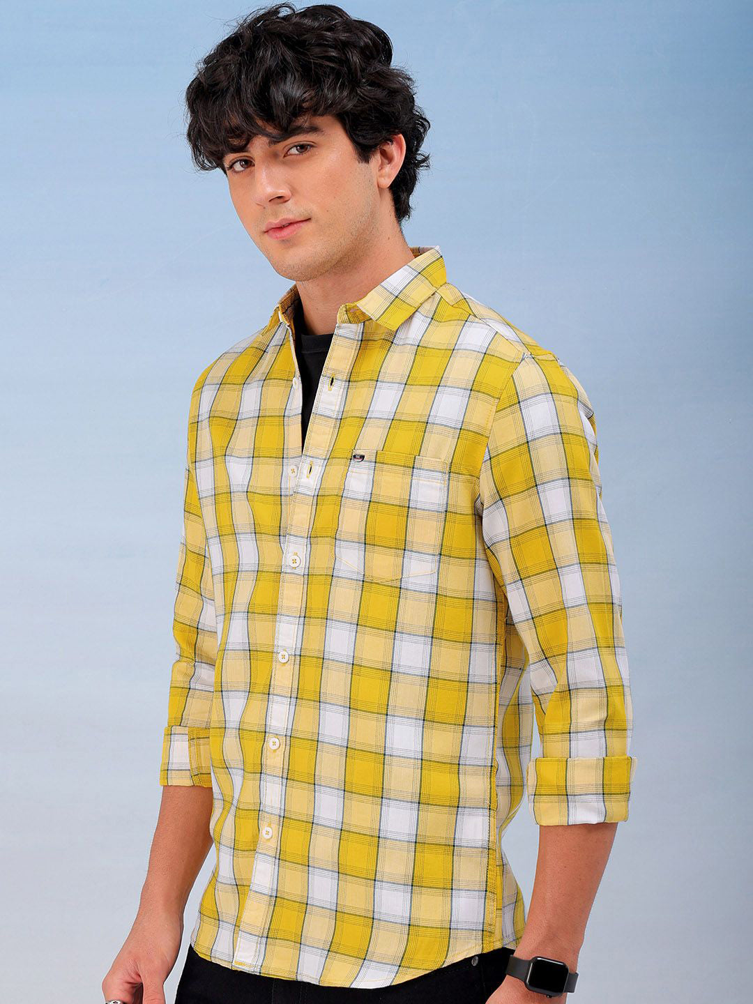 The Indian Garage Co Men Spread Collar Checked Cotton Slim Fit Casual Shirt