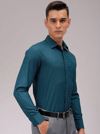 The Indian Garage Co. X Luxe Men Cutaway Collar Solid Slim Fit Formal Shirt