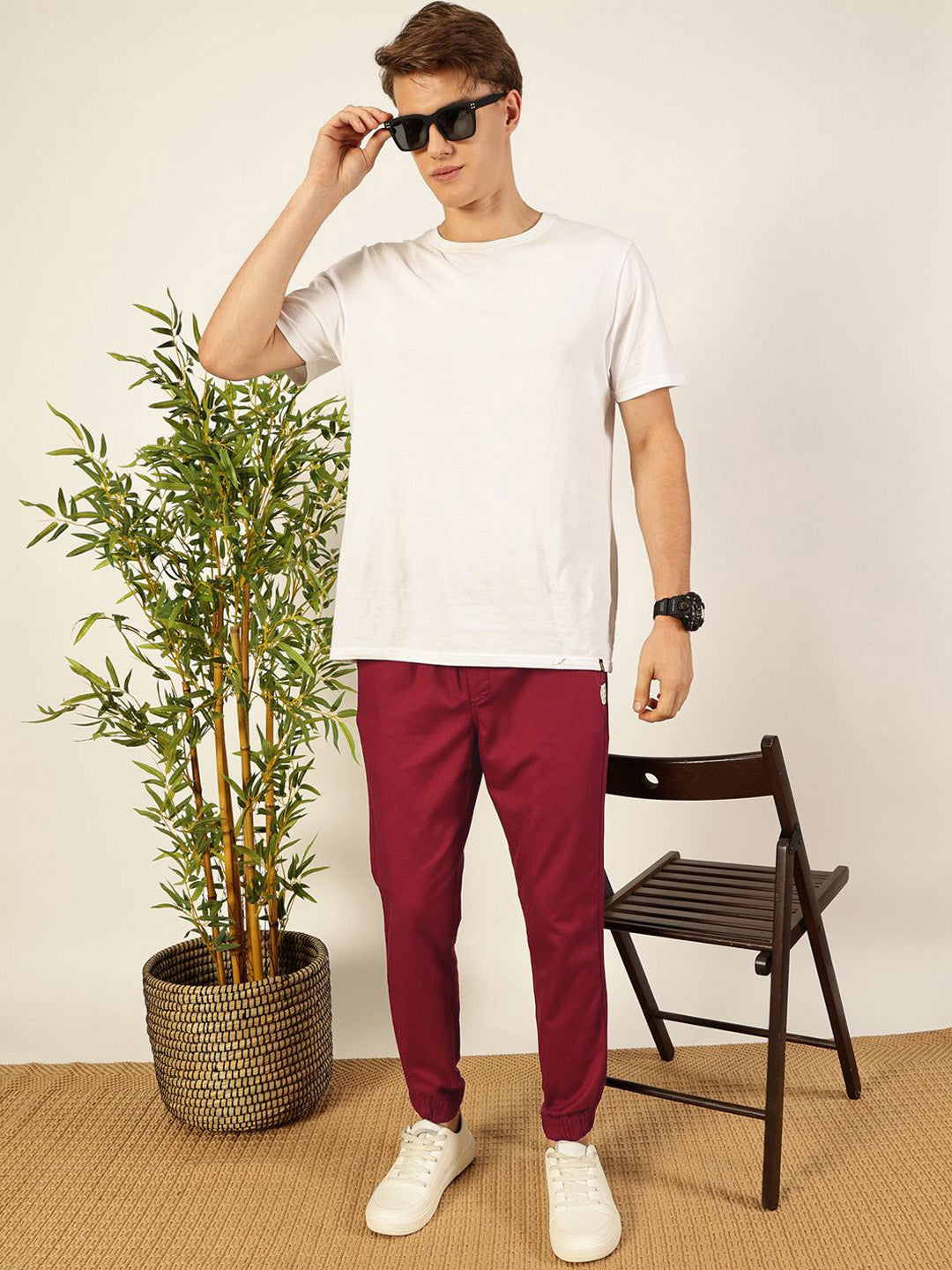 Thomas Scott Men Regular Fit Classic Easy Wash Mid-Rise Woven Joggers