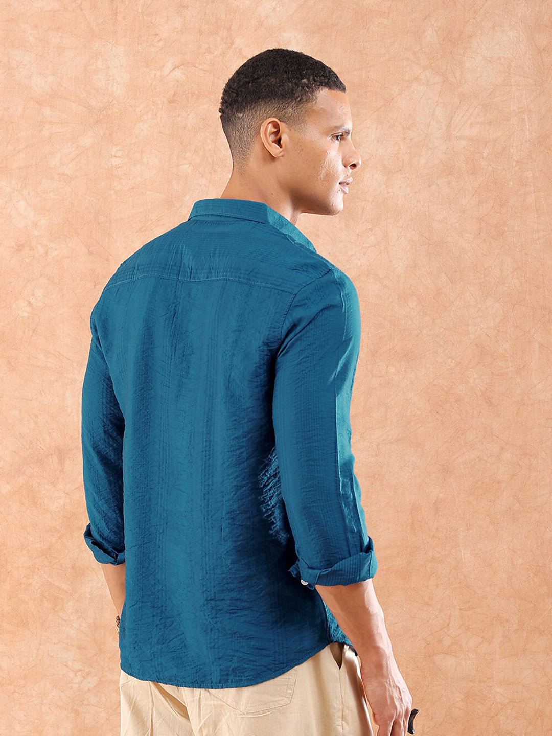 The Indian Garage Co Men Slim Fit Striped Dobby Resortwear Shirt