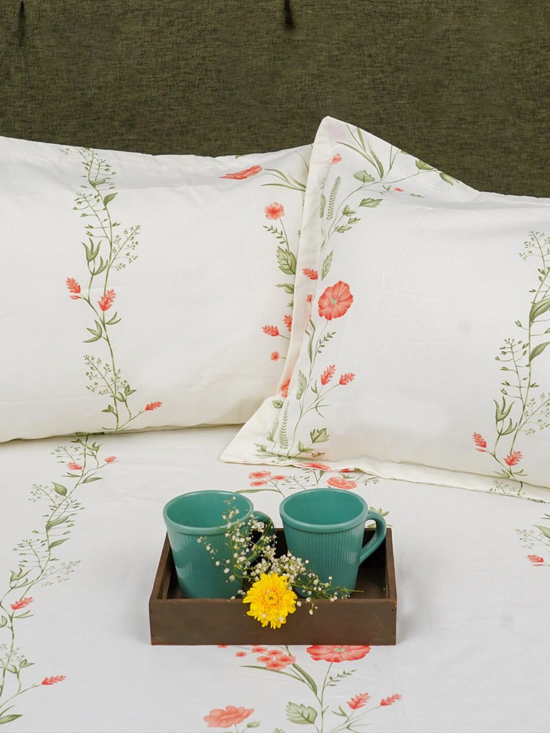 URBAN SPACE Peach-Coloured Printed Cotton 200 TC Single Bedsheet With 2 Pillow Covers