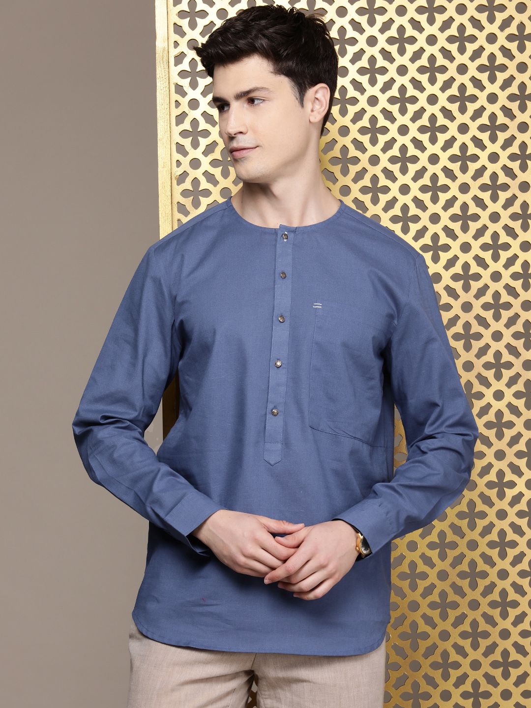 House of Pataudi Solid Round-Neck Rozana Short Kurta