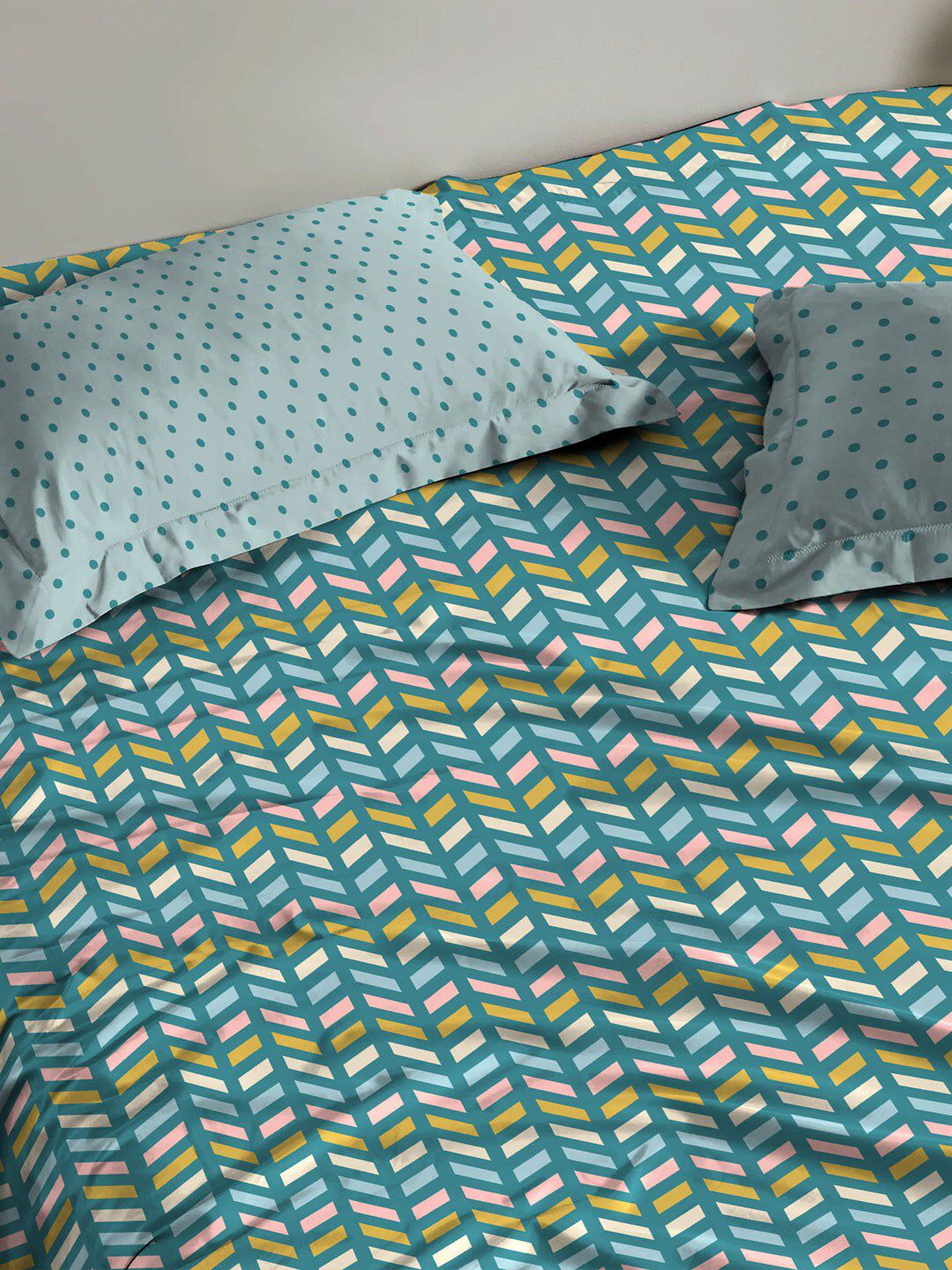 TRIDENT Party Mood Teal Urban Comfort Flat 144TC Queen Cotton Bedsheet Set