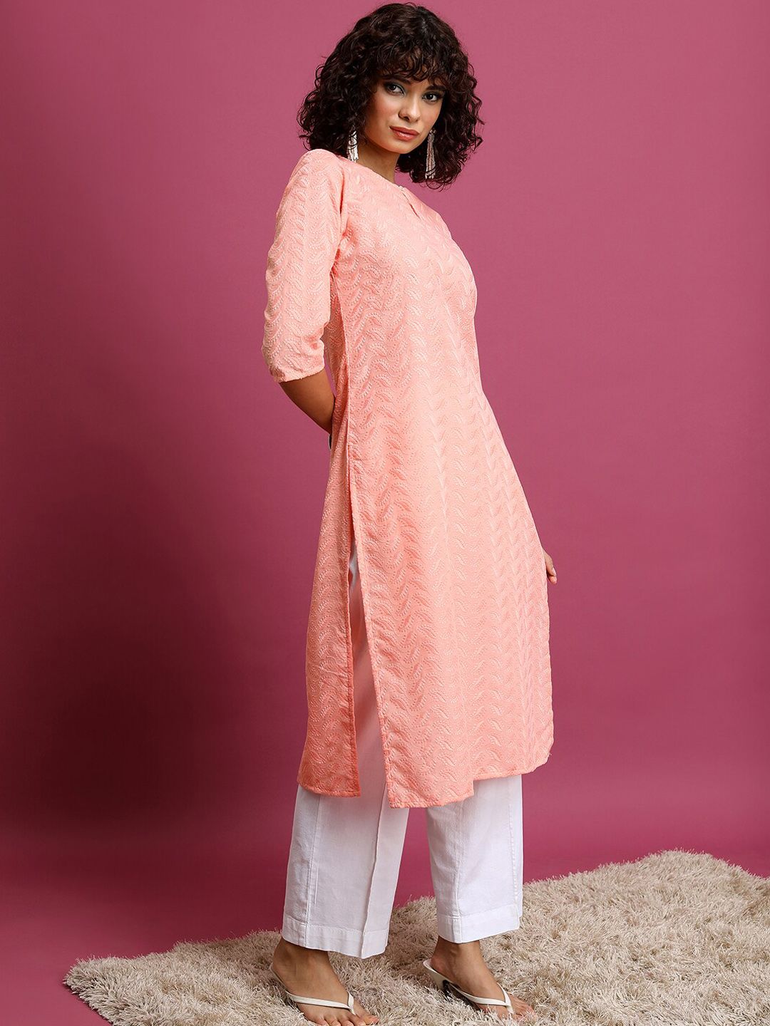 Vishudh Peach Floral Embroidered Straight Kurta