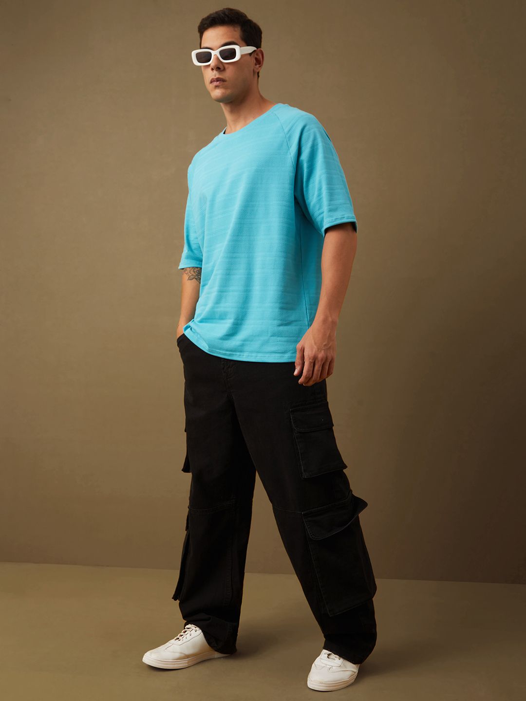 DILLINGER Men Solid Popcorn Structure Oversized Raglan T-Shirt