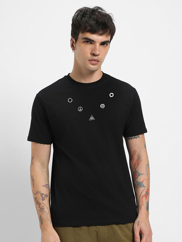 Bewakoof Men Black Printed Pure Cotton T-shirt