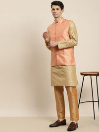 SOJANYA Kurta Lelaki Warna Emas & Peach dengan Jaket Churidar & Nehru