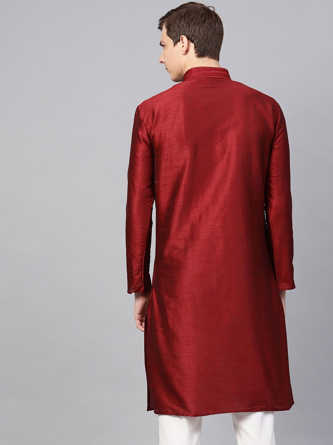 SOJANYA Men Maroon Solid Straight Kurta