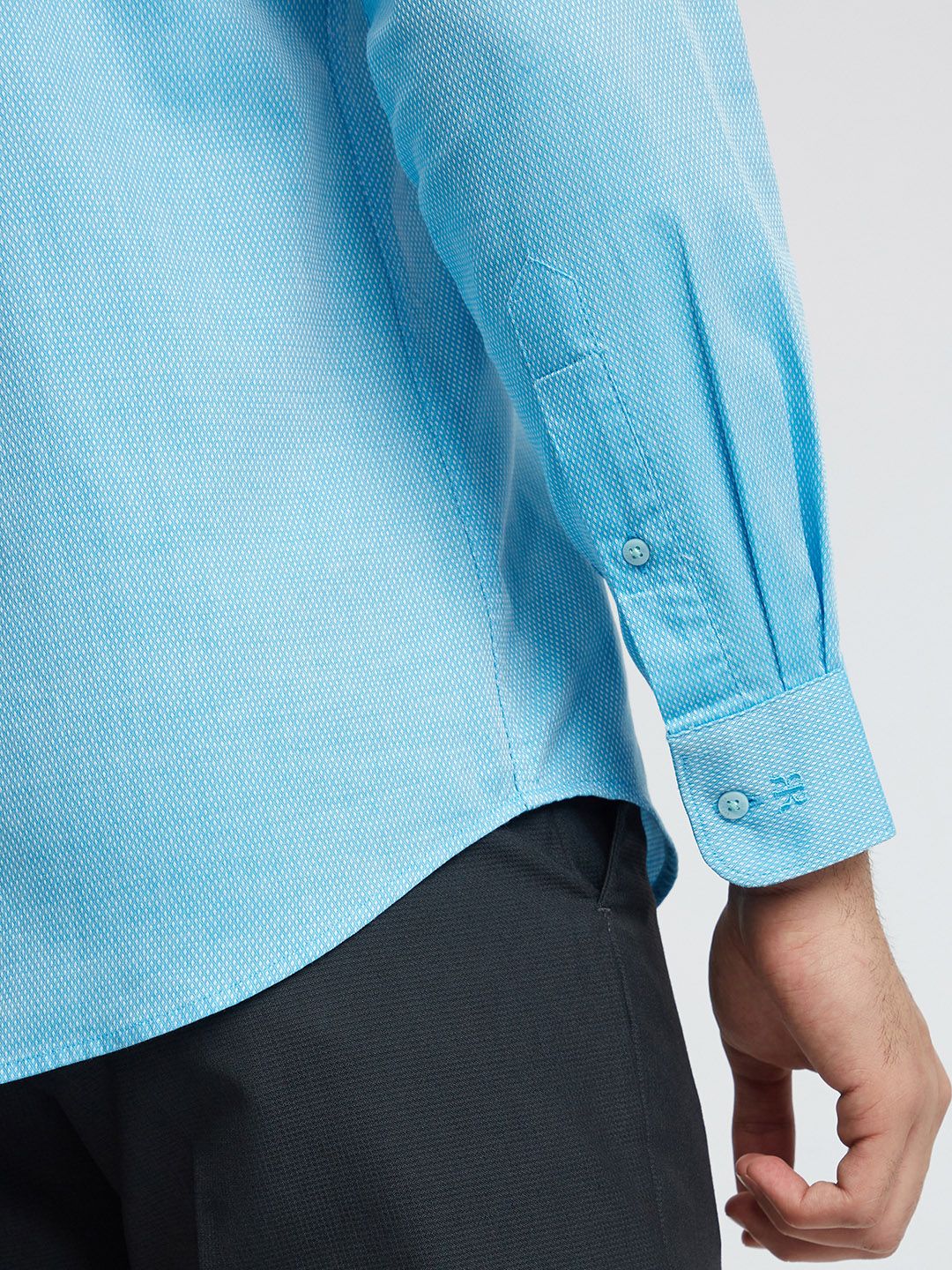 Raymond Textured Pure Cotton Slim Fit Formal Shirt