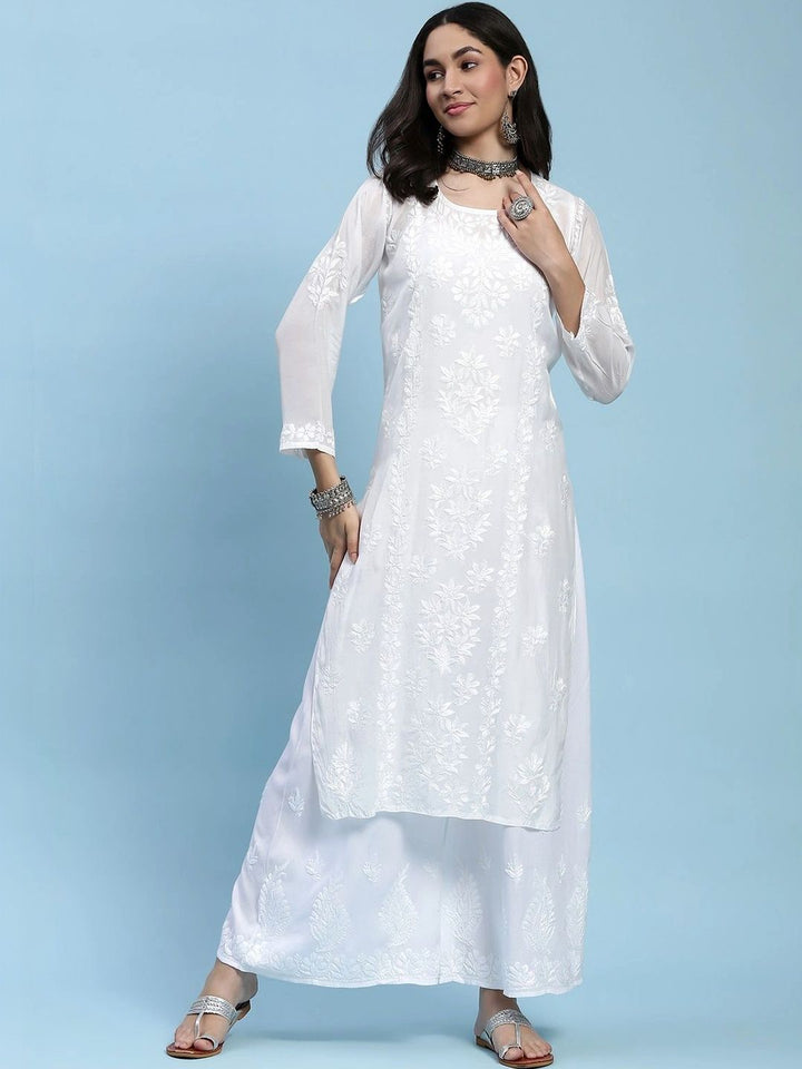 Rumah Wanita Chikankari Motif Etnik Bersulam Kurta Chikankari