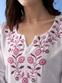 Anouk Floral Embroidered Thread Work Liva Thread Work Kurti