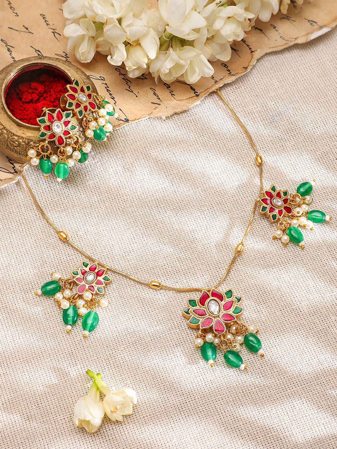 Rubans 22K Kalung Long Pink & Green Kundan yang berlapis emas dengan anting-anting
