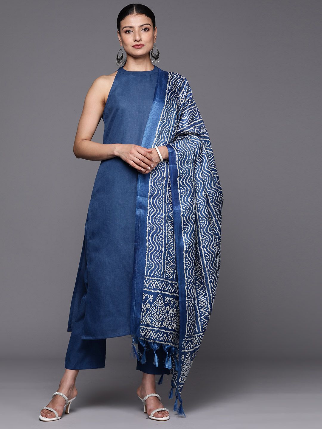Varanga Blue Sleeveless Halter Neck Straight Kurta with Trouser & Bandhani Printed Dupatta