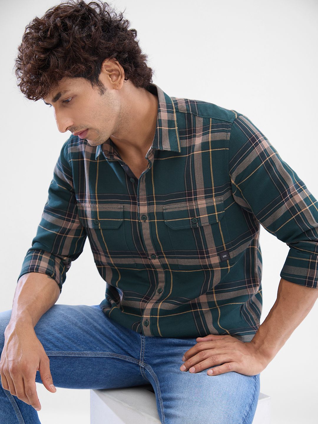 SPYKAR Men Slim Fit Opaque Checked Spread Collar Casual Shirt