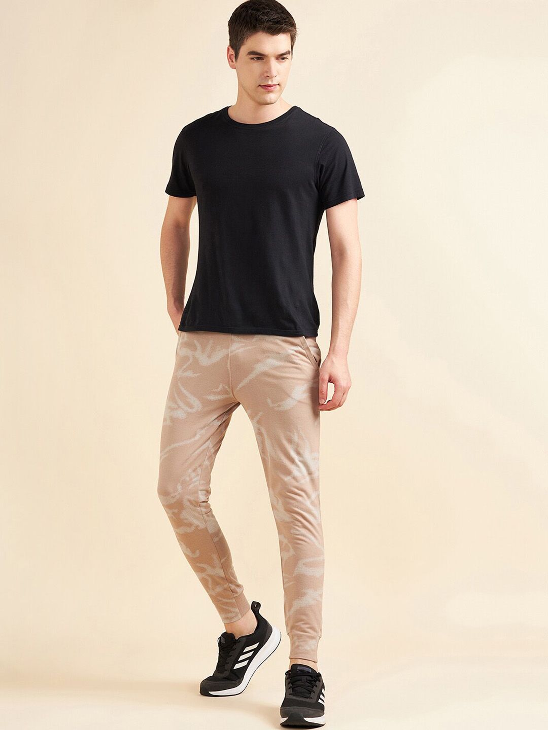 Sweet Dreams Men Mid-Rise Abstract Printed Dry-Fit Casual Cotton Joggers