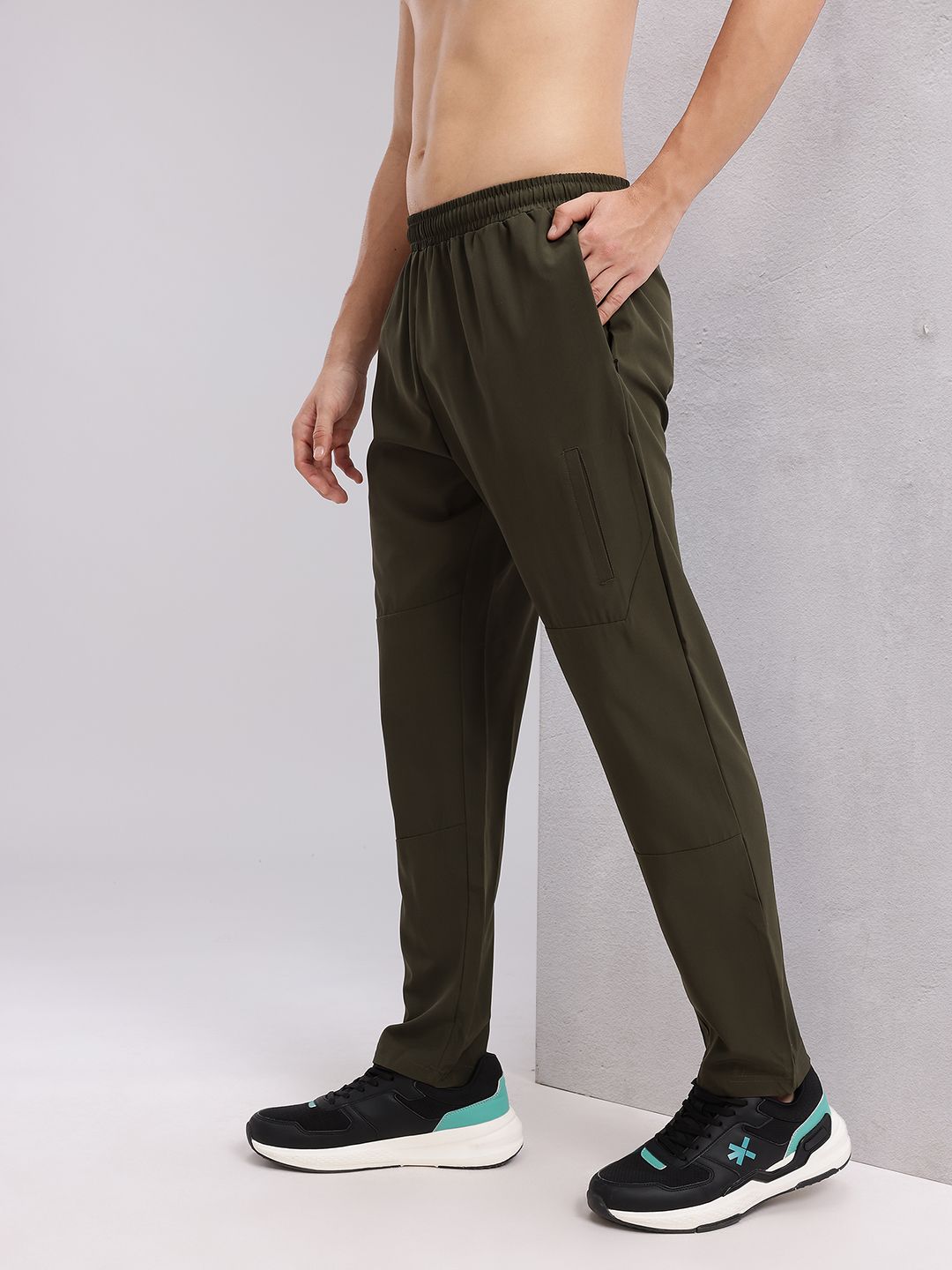 HRX by Hrithik Roshan Men Rapid-dry Brand Logo Print Training Track Pants