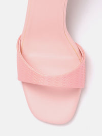 DressBerry Women Textured Mid-Top Slim Heels