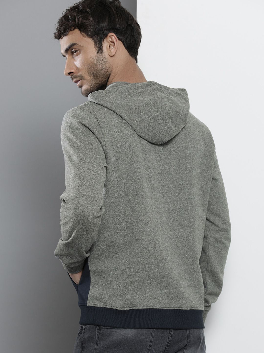 The Indian Garage Co Men Charcoal Colourblocked Hooded Sweatshirt