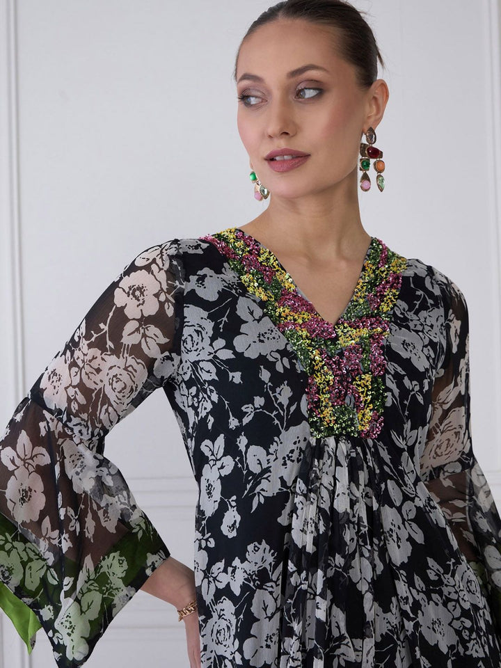 Antheaa Floral Printed Top & Trousers Co-Ords Set