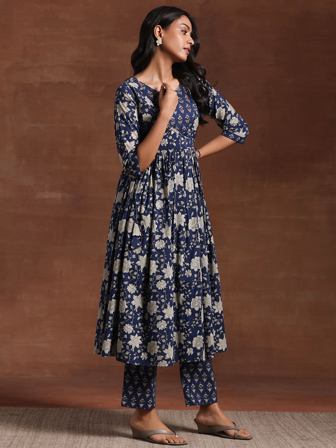 Libas Floral Printed Pleated Round Neck Three-Quarter Sleeves Pure Cotton Kurta Set