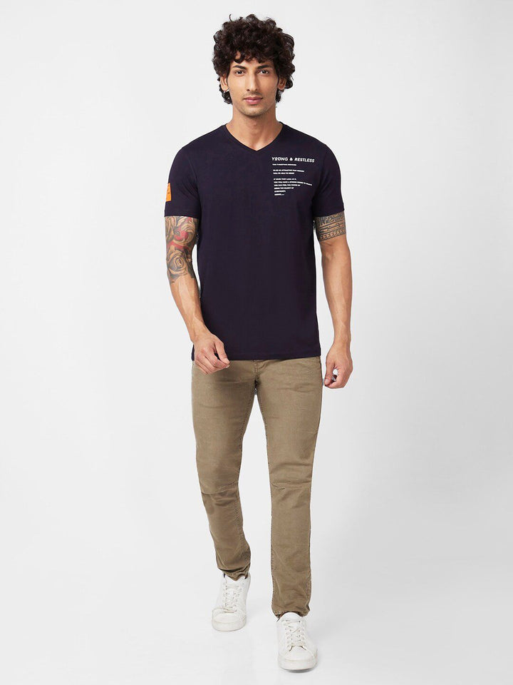 SPYKAR Typography Printed V-Neck Slim Fit Cotton Casual T-Shirt