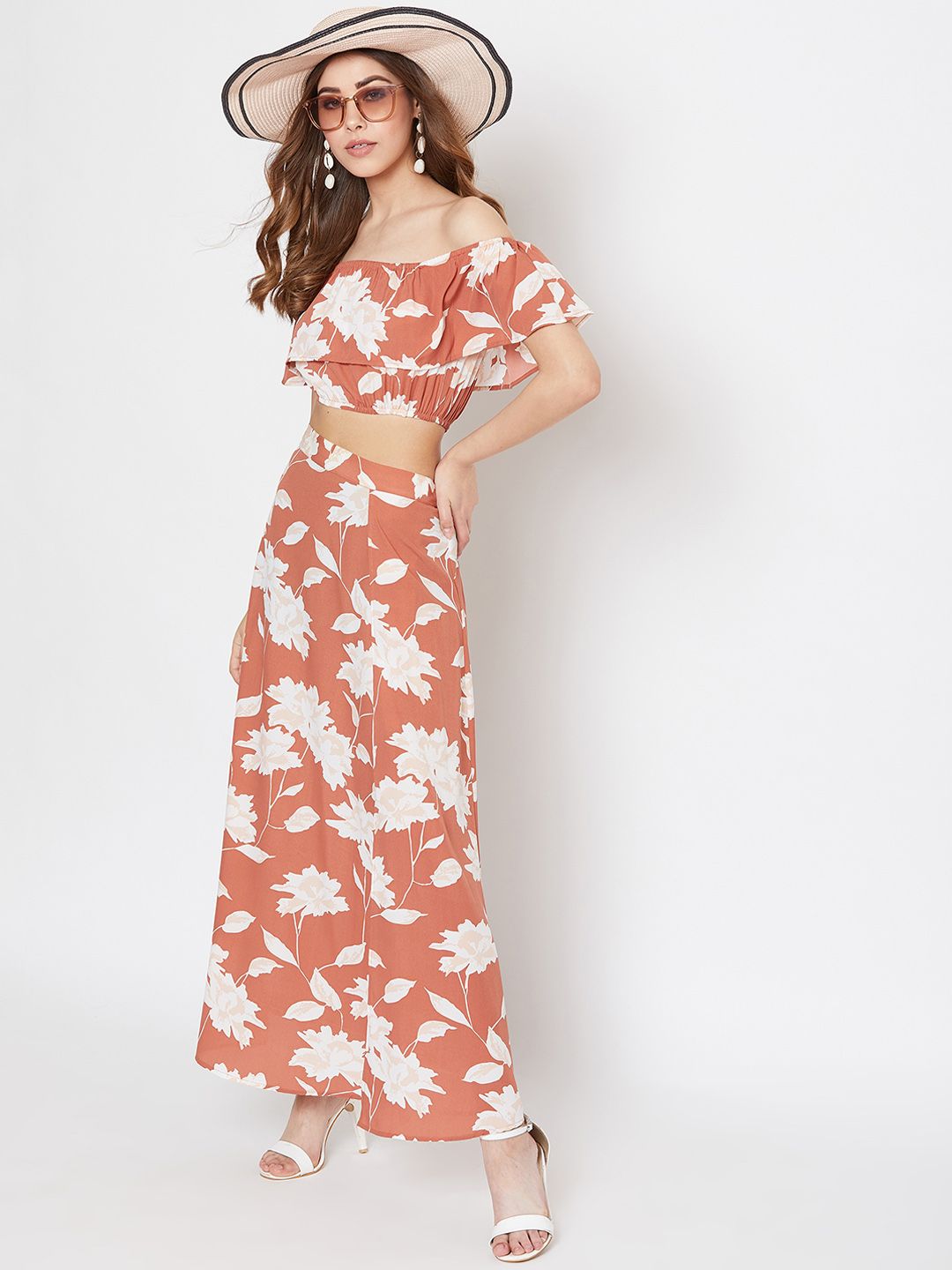Berrylush Brown & White Floral Printed Co-Ords