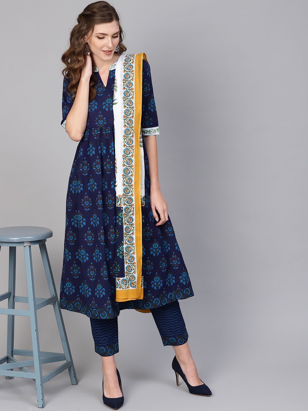 Libas Women Blue & Green Block Print Kurta with Trousers & Dupatta