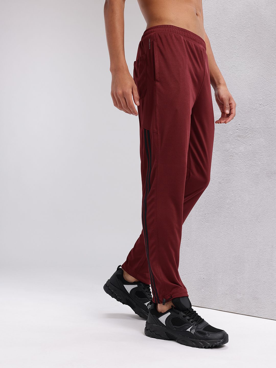 HRX by Hrithik Roshan Men Mid-Rise Rapid-Dry Training Track Pants with Toggle