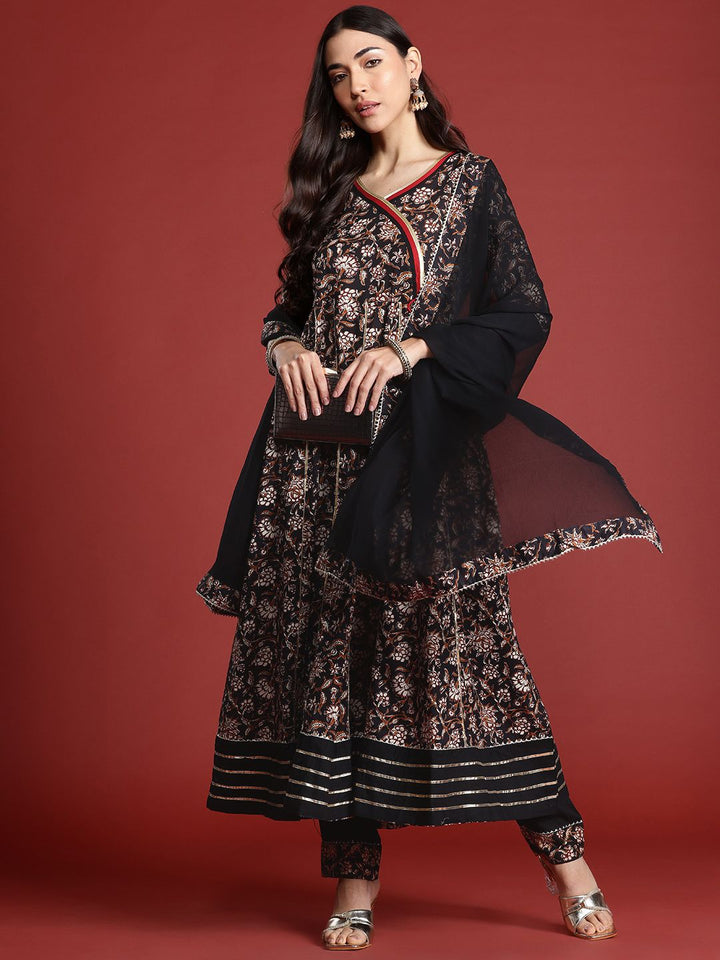 Anouk Floral Print Angrakha Gotta Patti Detail Anarkali Kurta with Trousers & Dupatta