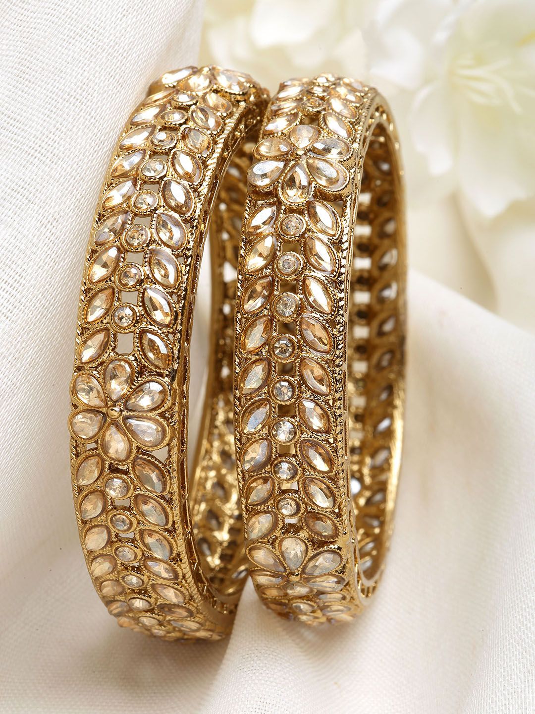 KARATCART Set Of 2 Gold-Plated Kundan Studded Bangles
