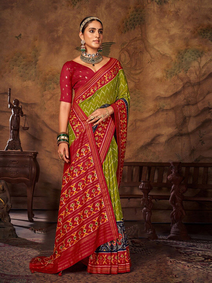 Saree mall Ethnic Motifs Printed Silk Blend Patola Sarees
