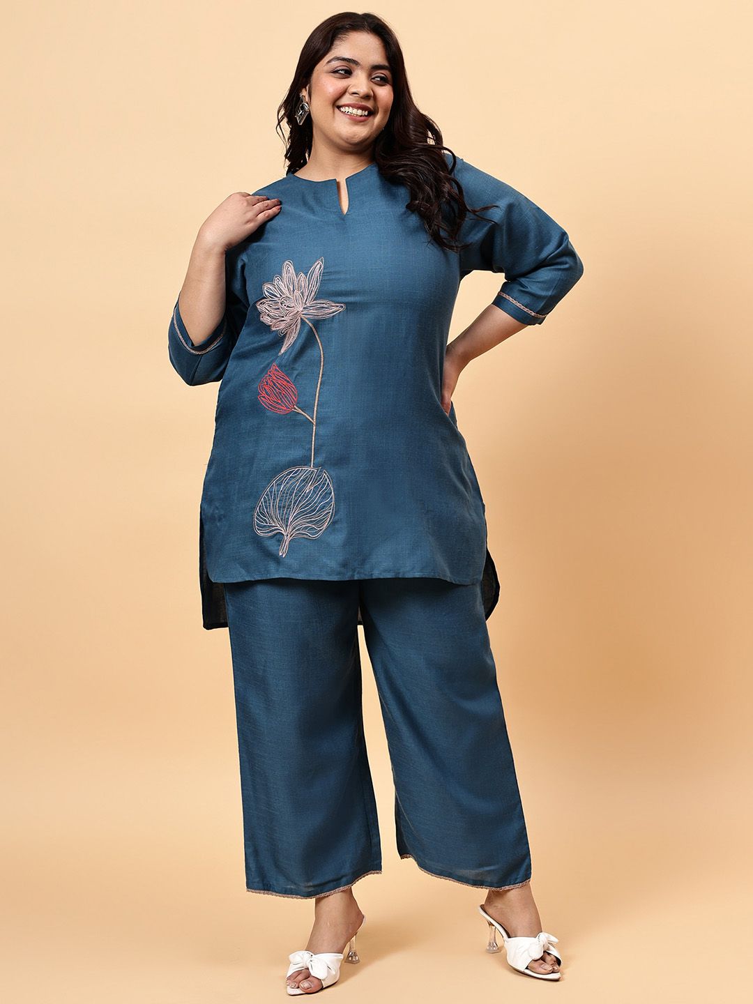 Bani Women Solid Embroidered Tunic with Trousers Co-Ords