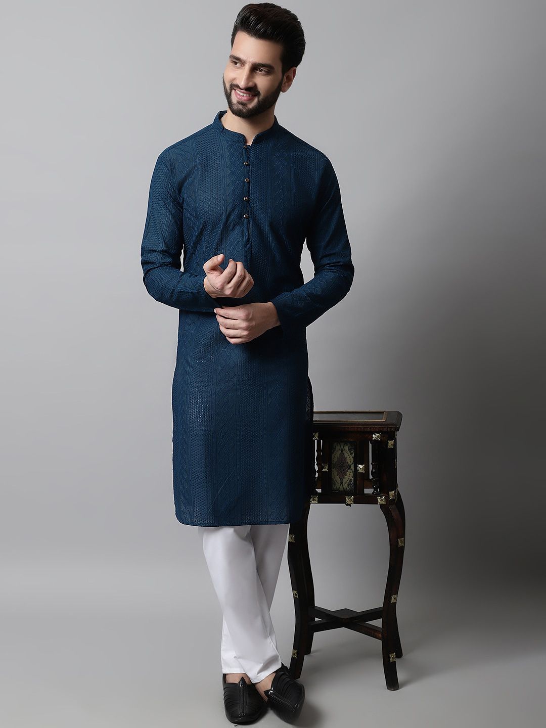 Jompers Men Embroidered Chikankari Pure Cotton Kurta with Pyjamas