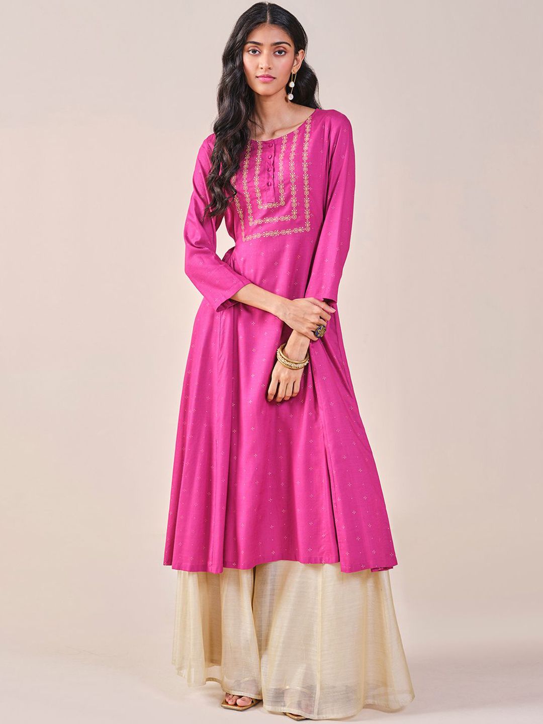Global Desi Floral Printed Round Neck A-Line Kurta
