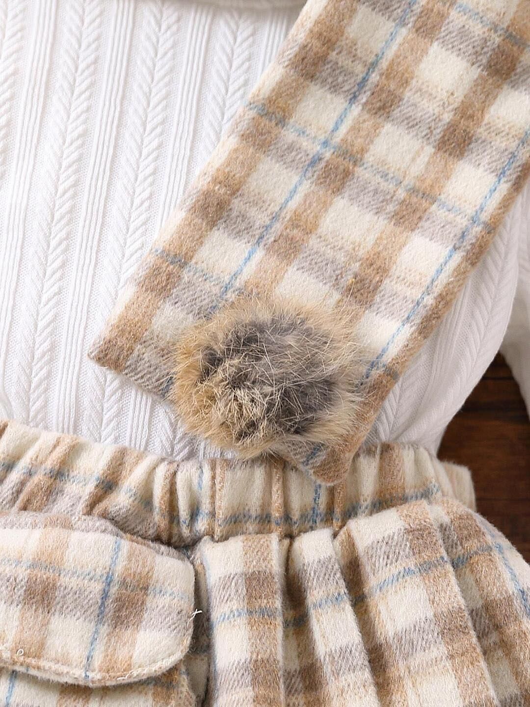 YK Girls Self Designed Long Sleeve Top Skirt & Dupatta Clothing Set