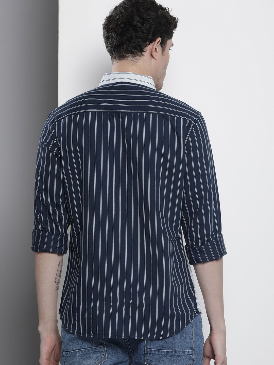 The Indian Garage Co Men Slim Fit Opaque Striped Cotton Casual Shirt