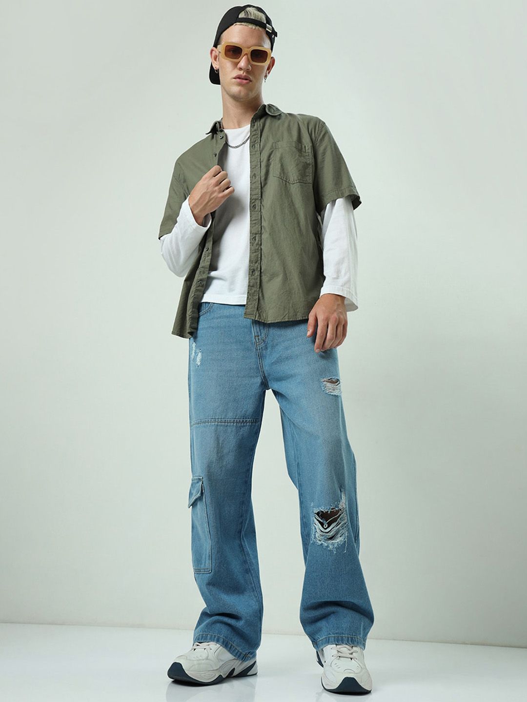 Bewakoof Men Baggy Straight Fit High-Rise Mildly Distressed Cotton Carpenter Jeans