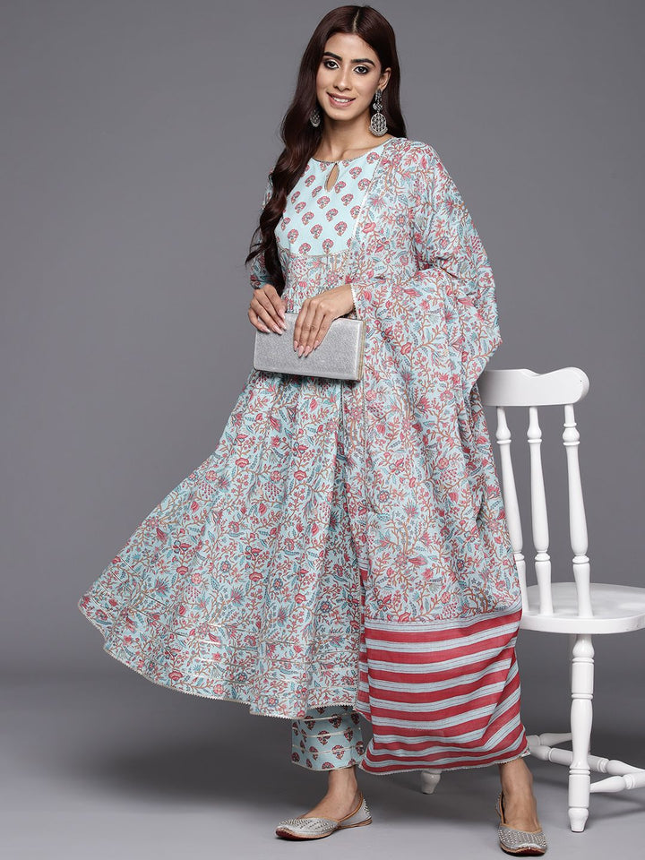 Libas Women Floral Printed Pleated Gotta Patti Pure Cotton Kurta with Trousers & Dupatta