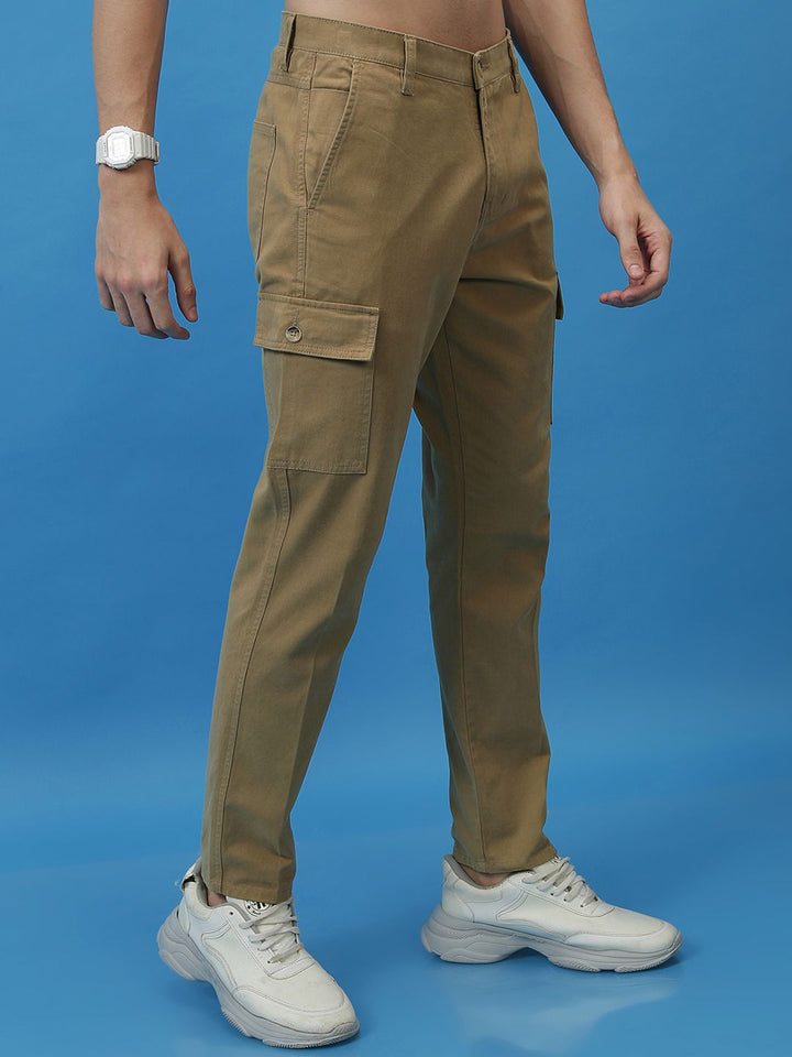 HIGHLANDER Men Tapered Fit Plain Cargo Trousers