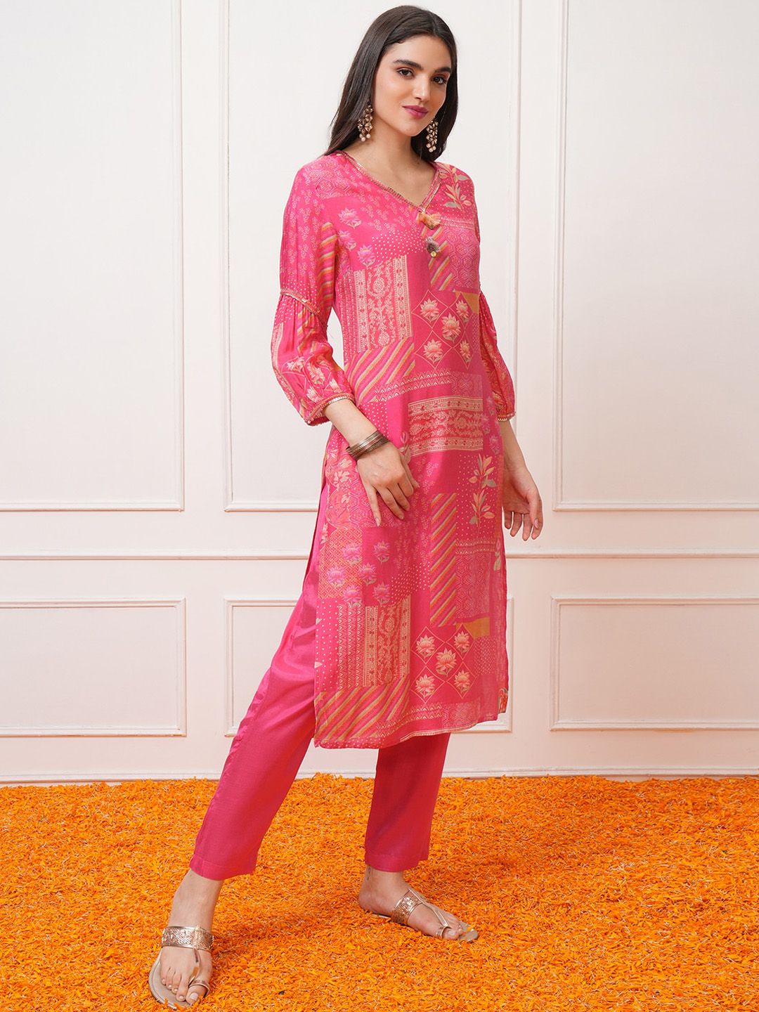Vishudh Floral Printed Regular Sequinned Kurta with Trousers & With Dupatta