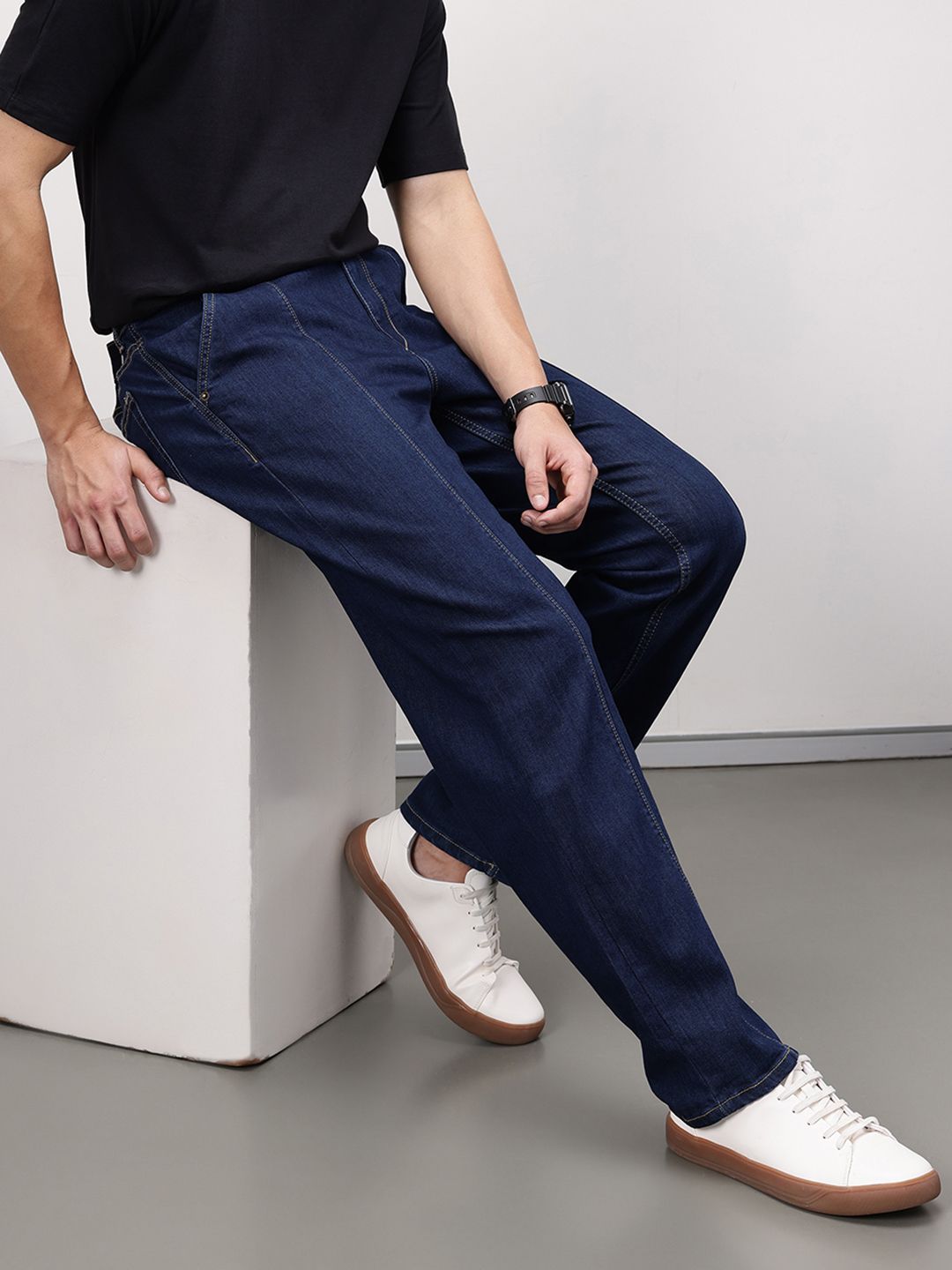 ether Men 365 Essentials Straight Fit Mid-Rise Jeans