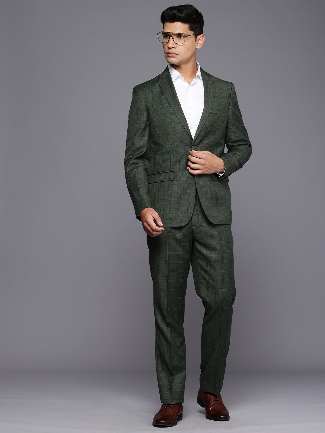 Raymond Contemporary Fit Checked Notched Lapel Single-Breasted 2 Piece Formal Suits